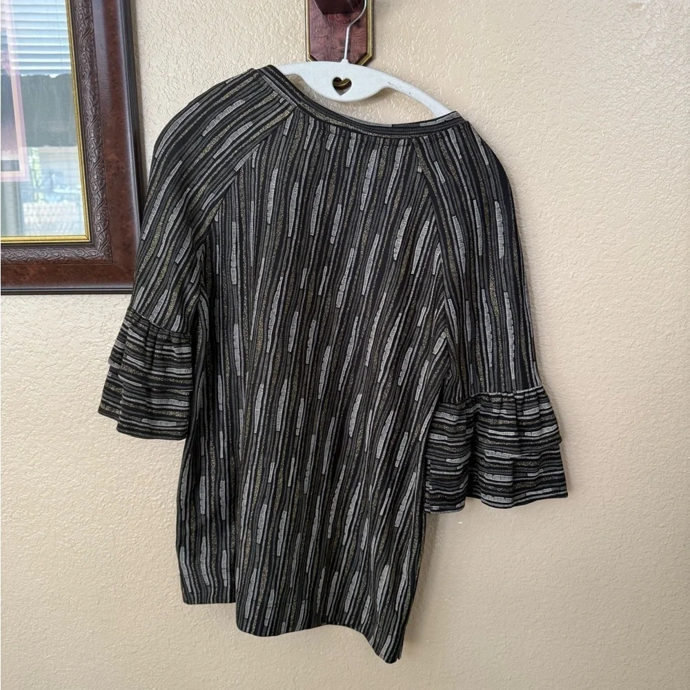 Anthropologie Eva Franco Metallic Ruffle Sleeve Top Size XSmall - Picture 4 of 4